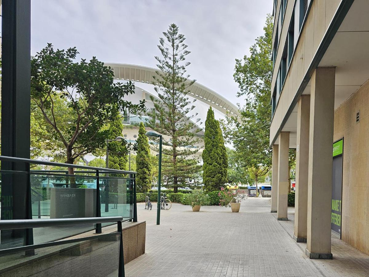 Apartamentos Las Ciencias H Valencia Exterior foto
